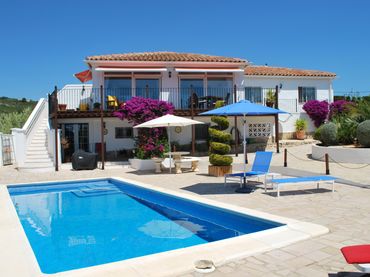 Landhaus mit Pool zum Verkauf in El Perelló
