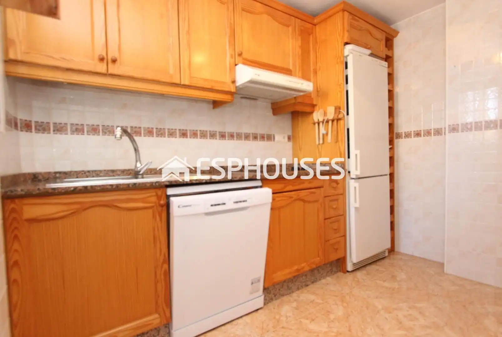 Cocina de Apartamento en venta en Guardamar del Segura con Terraza, Amueblado y Balcón