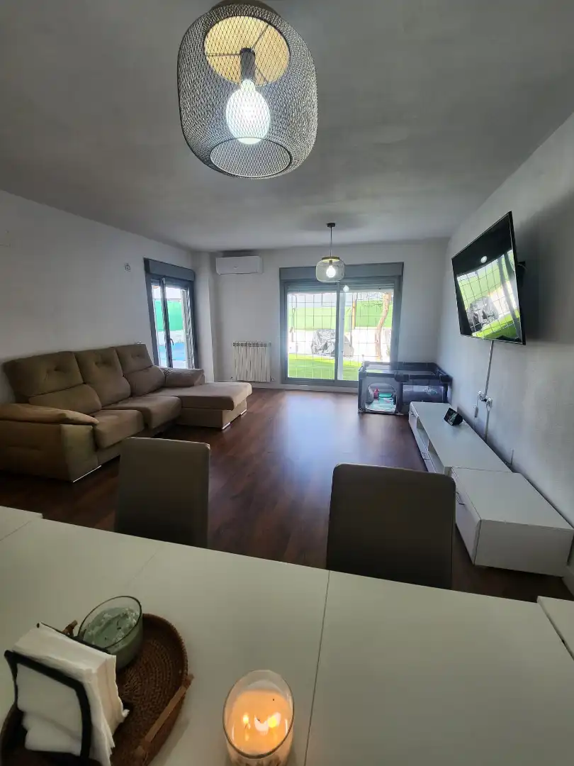 Sala de estar de Casa o chalet en venta en Villalbilla con Aire acondicionado, Calefacción y Jardín privado