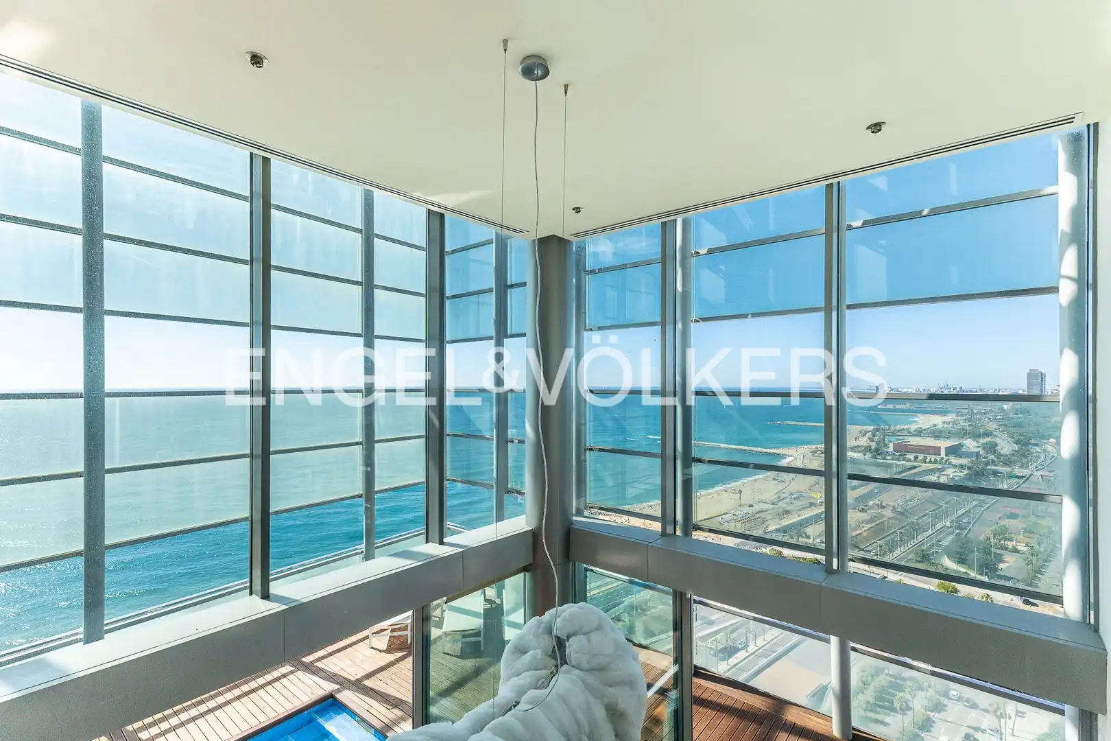 Attic for rent in Diagonal Mar i el Front Marítim del Poblenou