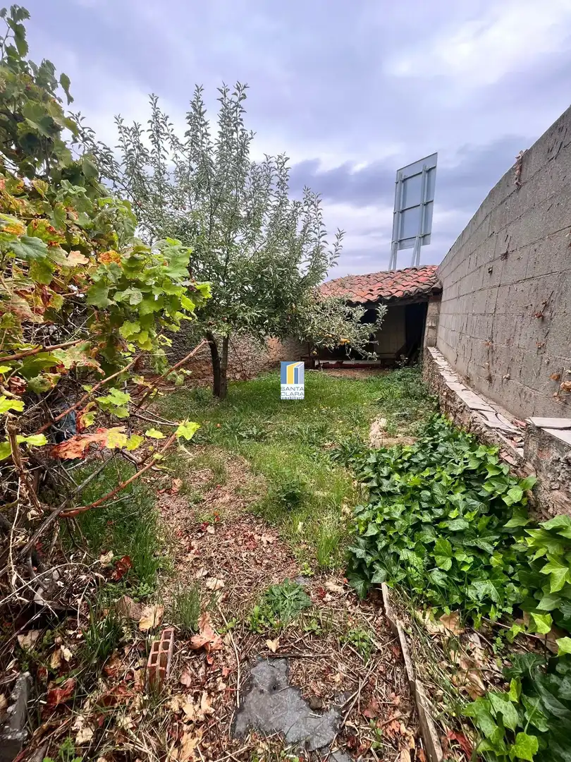 Finca rústica en venta en Tábara con Jardín privado