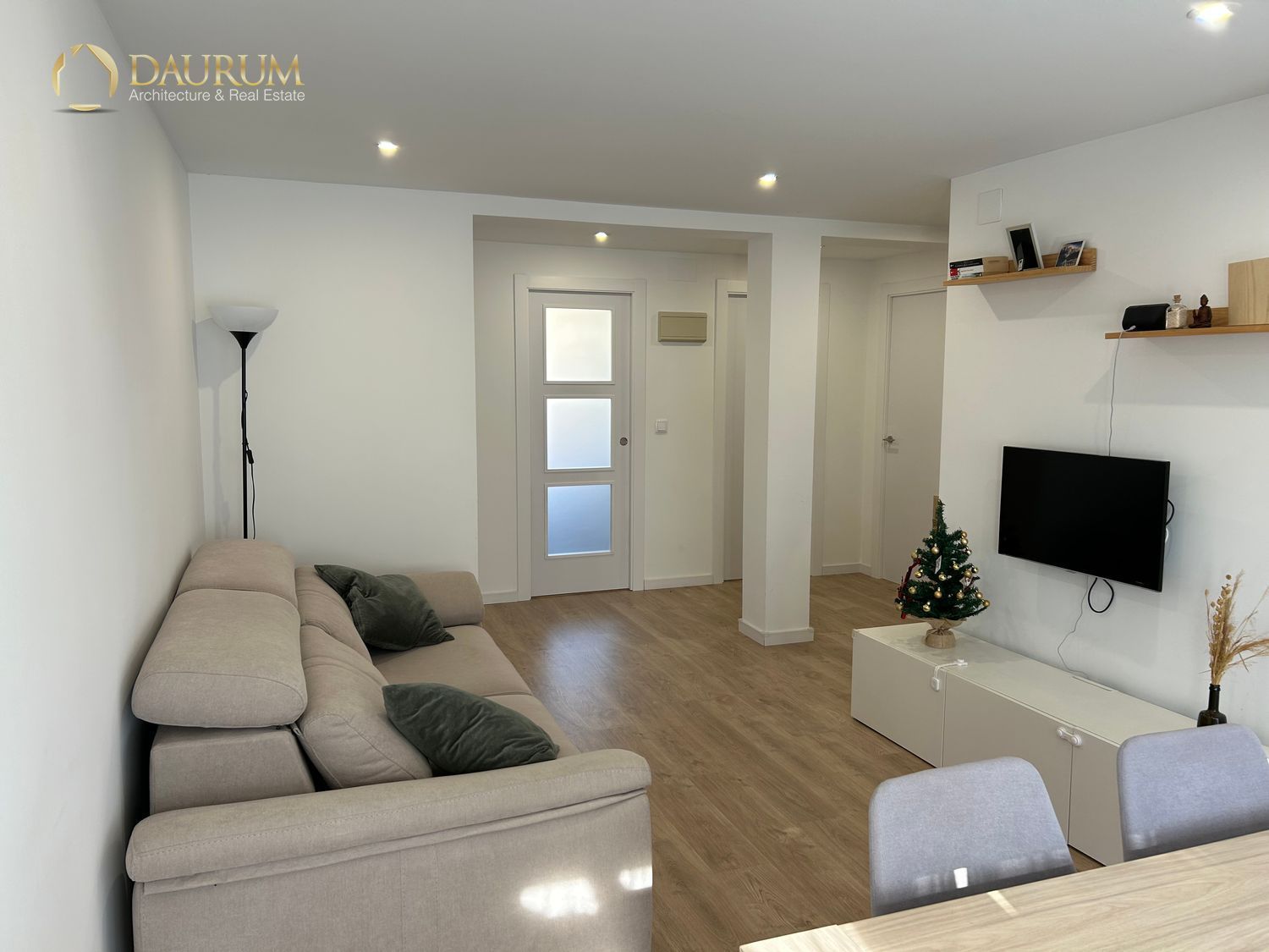 Living room of Flat for sale in  Valencia Capital  with Air Conditioner