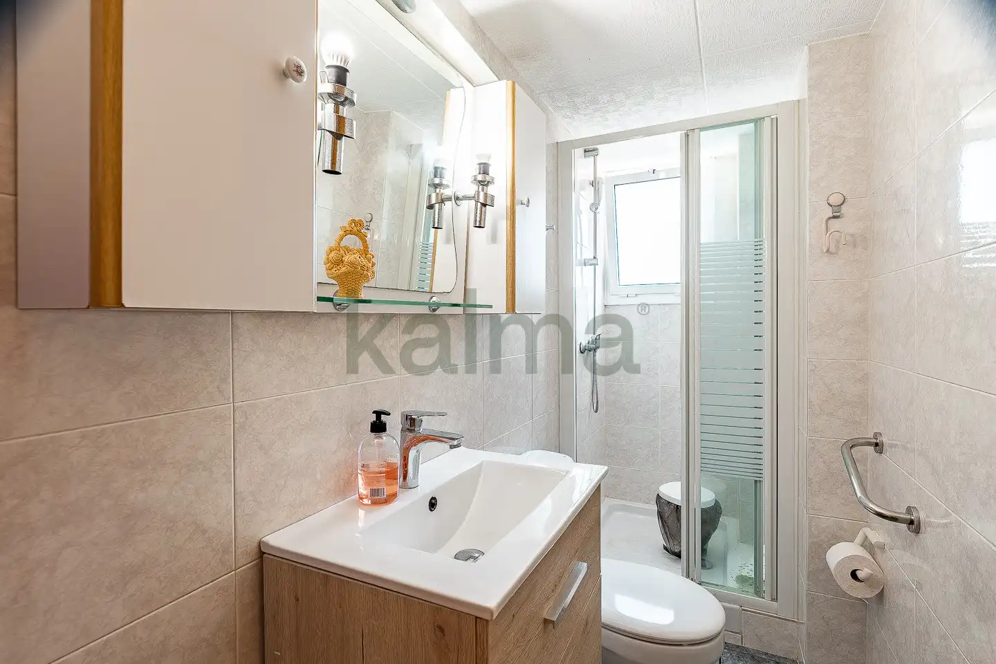 Piso en venta en Carrer de Roger de Flor, Can Tintorer - Can Tries