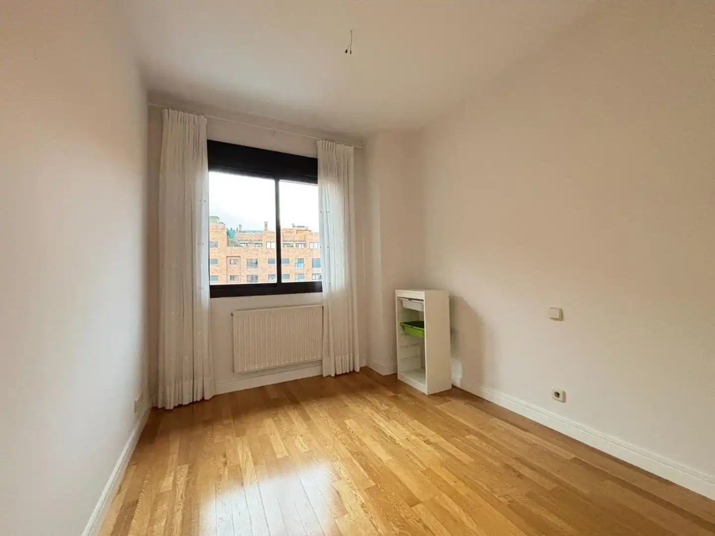 Schlafzimmer von Wohnung zur Miete in Hortaleza