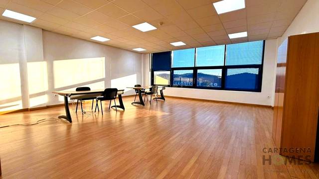 Oficina en Alquiler en Bruselas, 155 en Torreciega