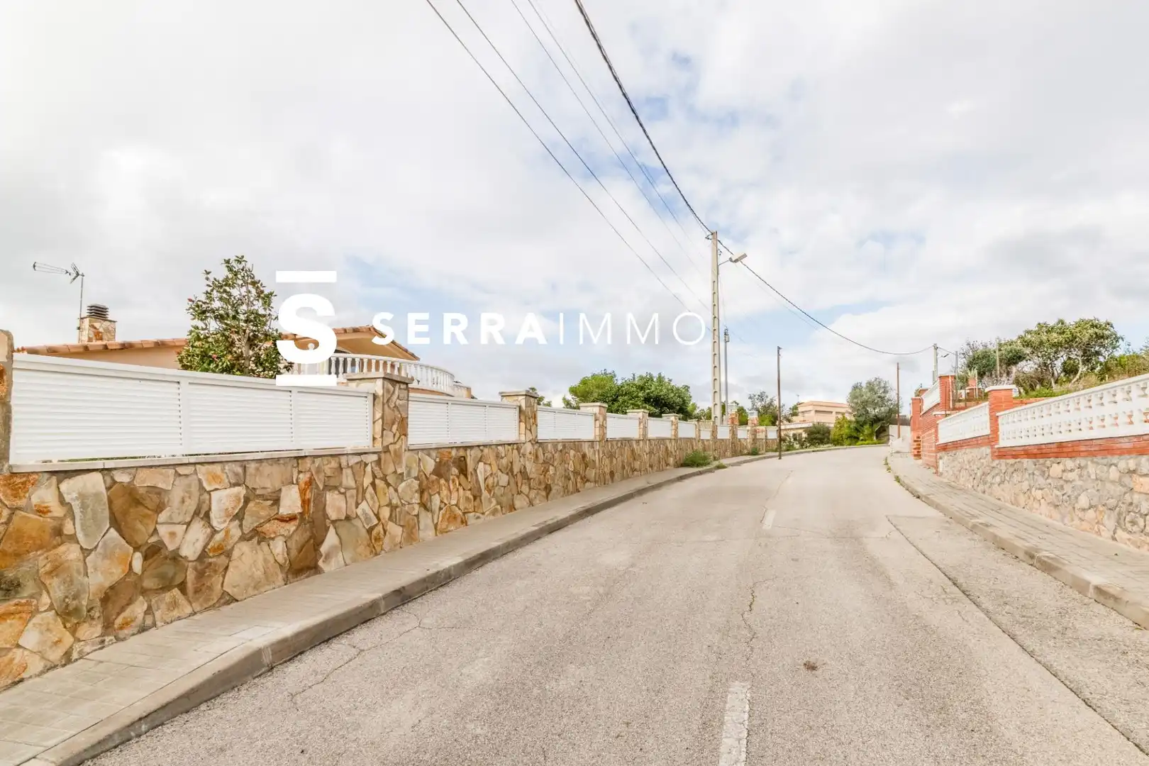 Vista exterior de Casa o xalet en venda en Olivella amb Calefacció, Jardí privat i Terrassa