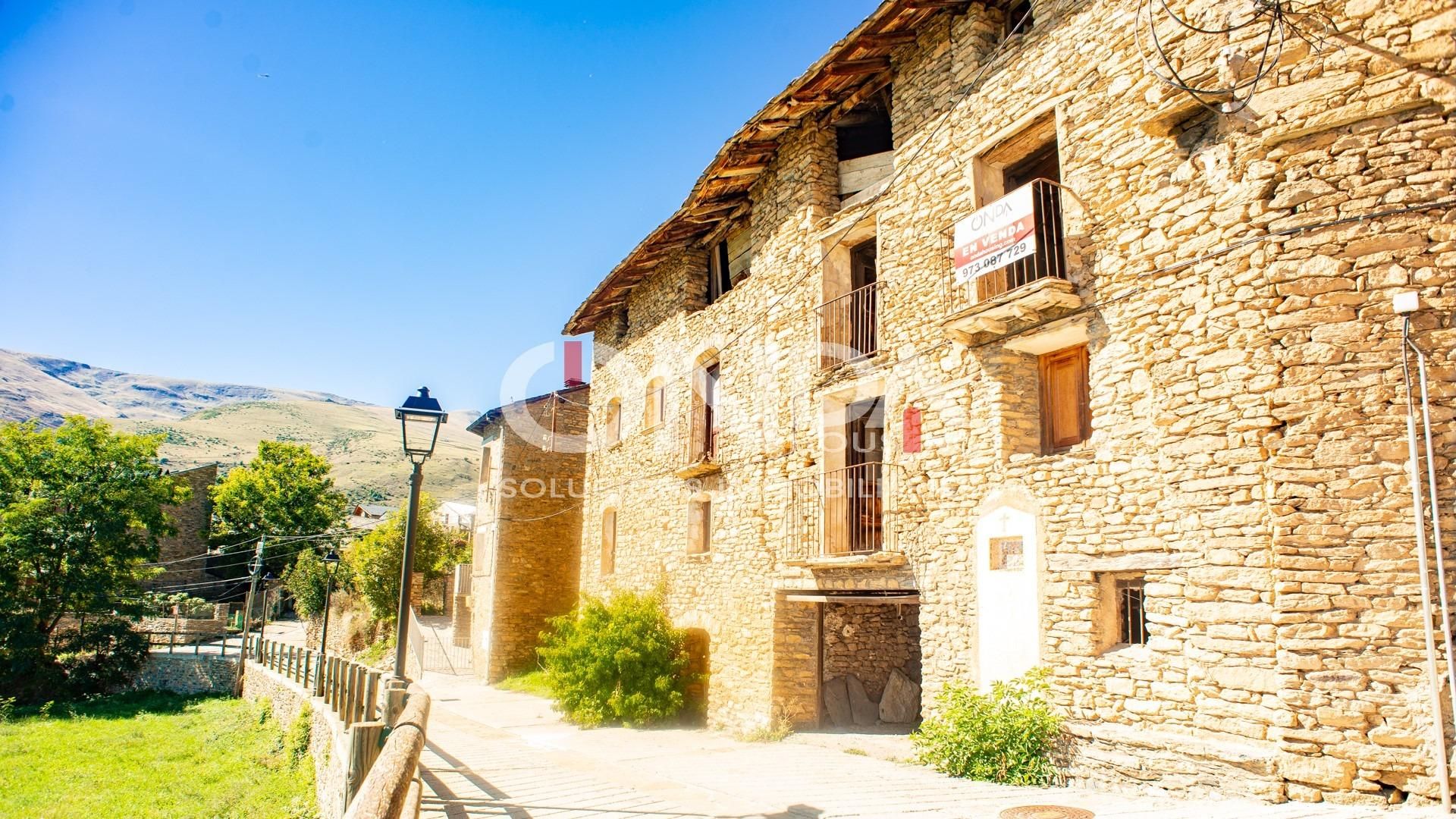 House or chalet for sale in  LLESSUI POBLE, 4, Sort