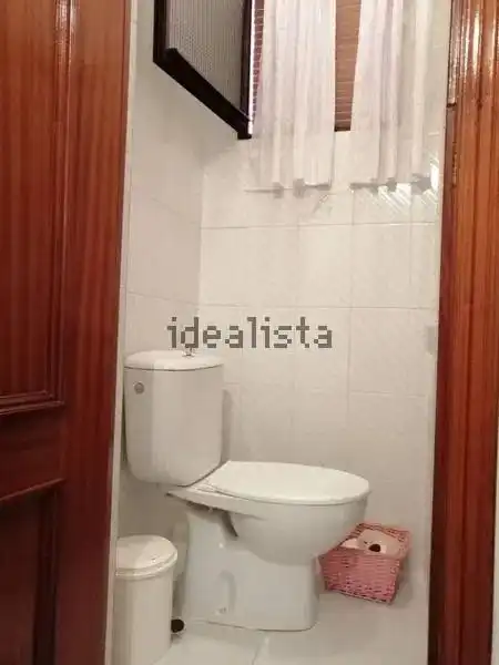 Baño de Piso en venta en Moriles con Terraza