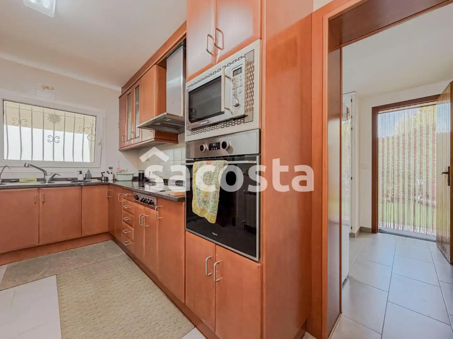 Küche von Haus oder Chalet zum Verkauf in Lloret de Mar mit Klimaanlage, Heizung und Terrasse