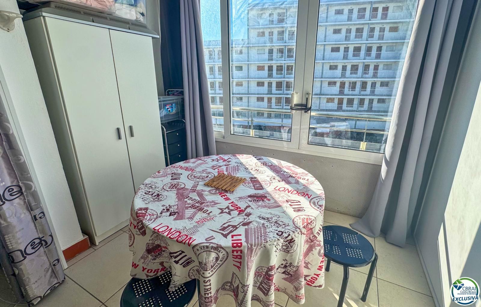 Dormitori de Estudi en venda en Roses amb Moblat