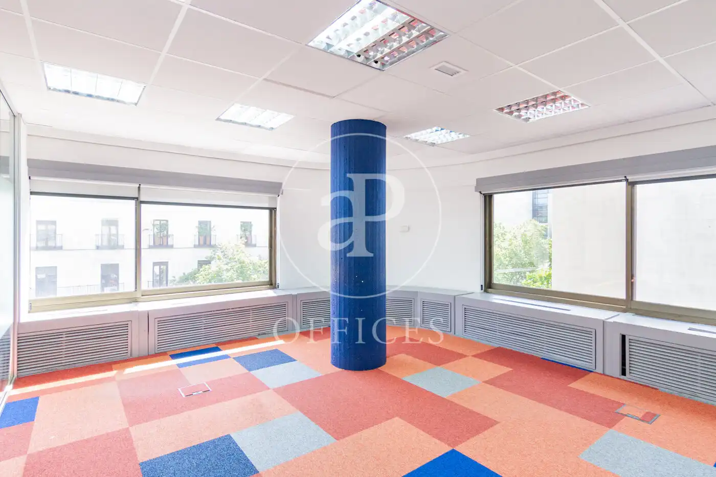 Office for rent in Madrid  with Air Conditioner