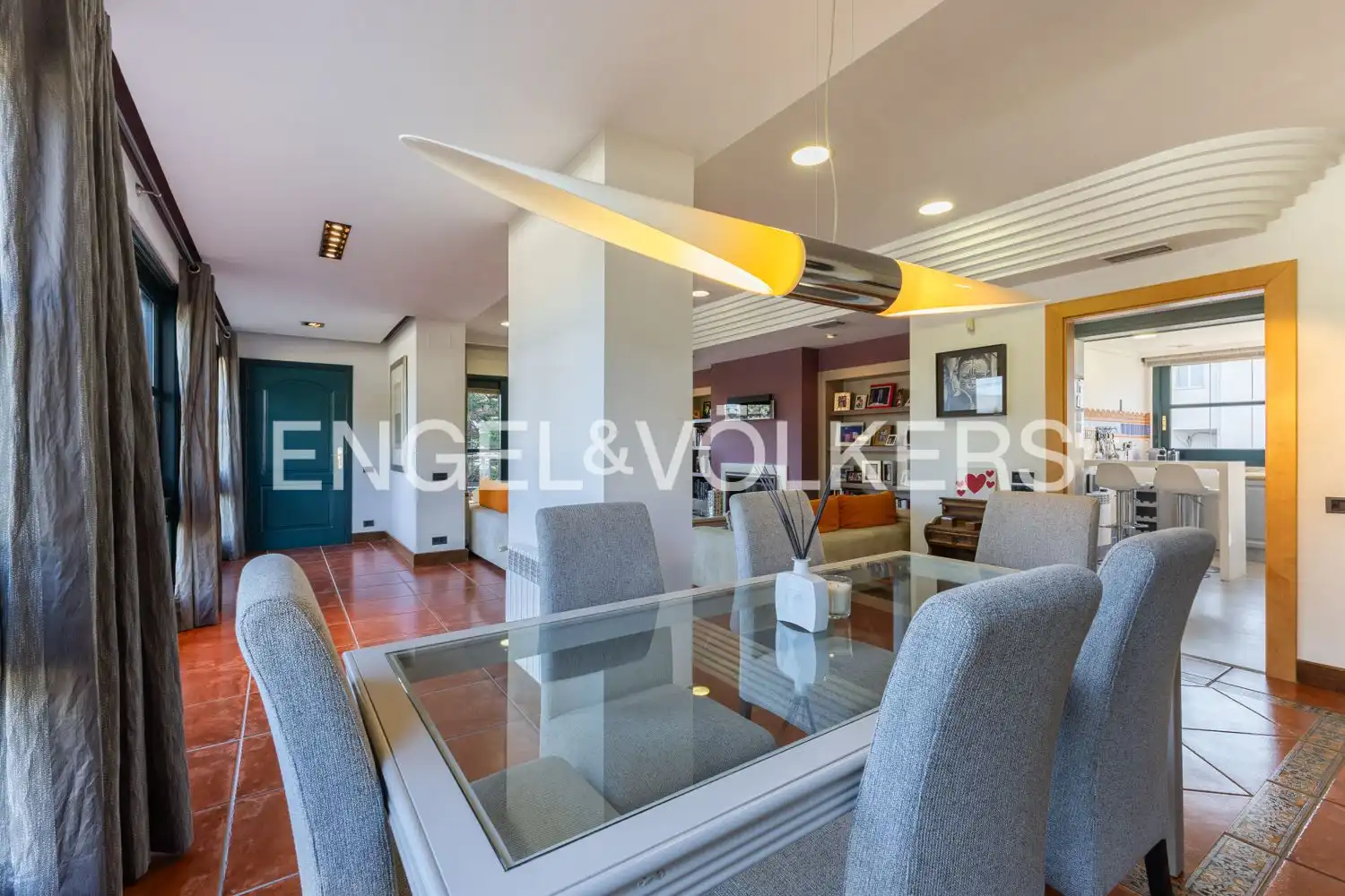 Comedor de Casa o chalet en venta en Castellón de la Plana / Castelló de la Plana con Aire acondicionado, Calefacción y Jardín privado