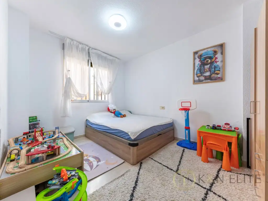 Flat with pool for sale in Avenida Aiguera, imagen 19