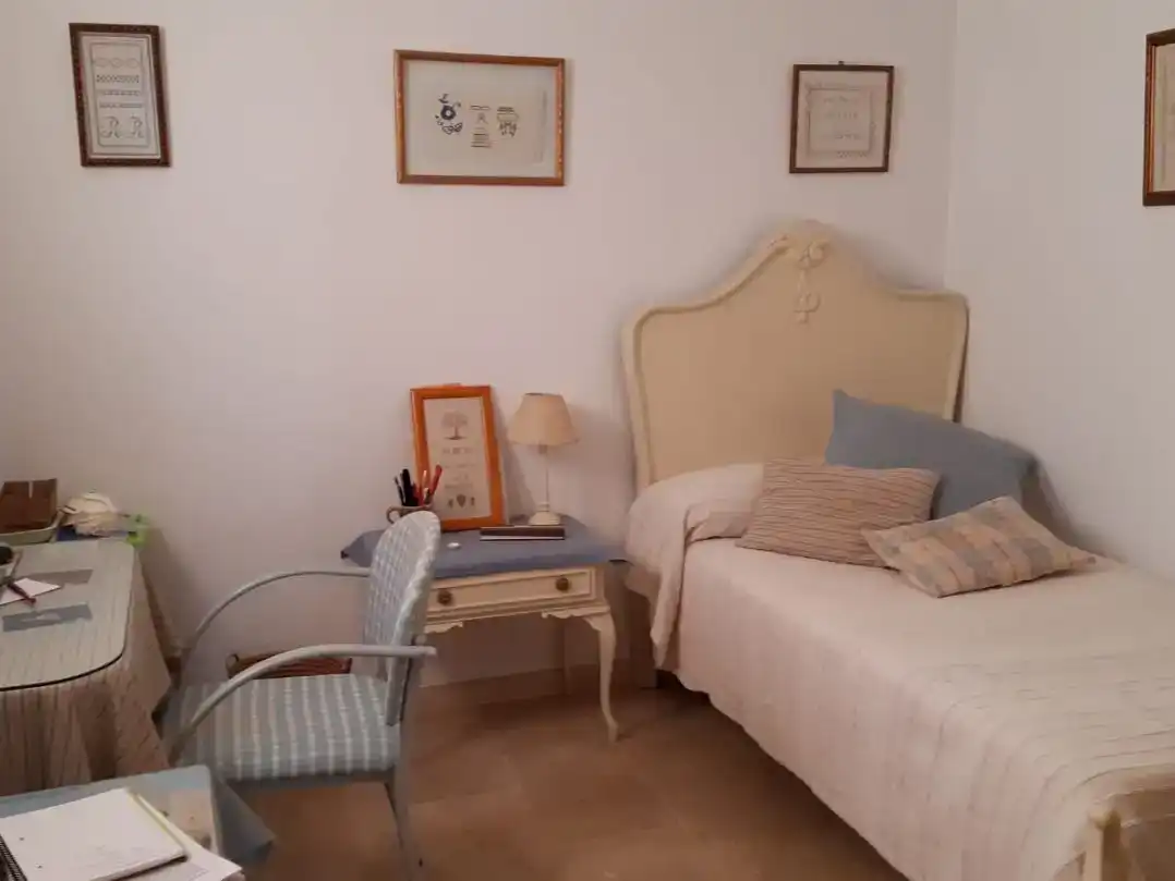 Dormitori de Casa o xalet en venda en Espartinas amb Aire condicionat, Jardí privat i Traster