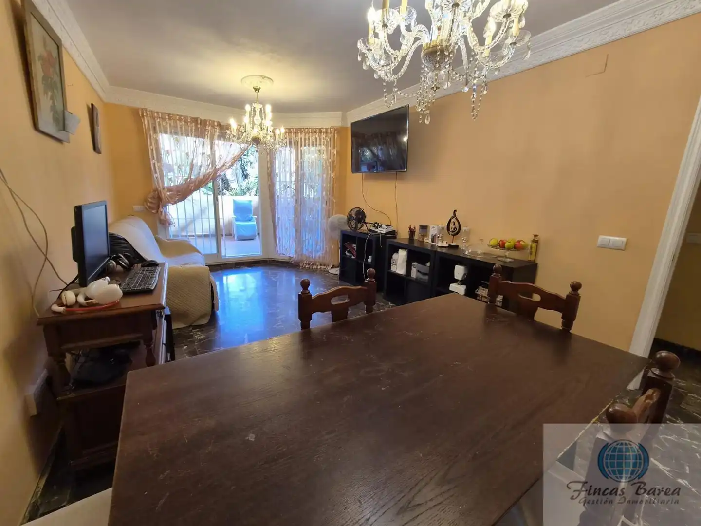Comedor de Piso en venta en Fuengirola con Aire acondicionado, Terraza y Piscina comunitaria