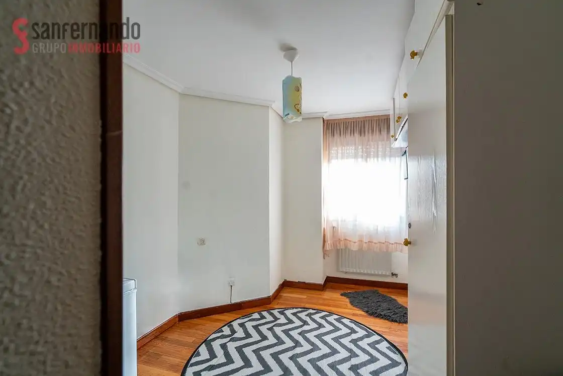 Habitación de Piso en venta en Cartes con Calefacción