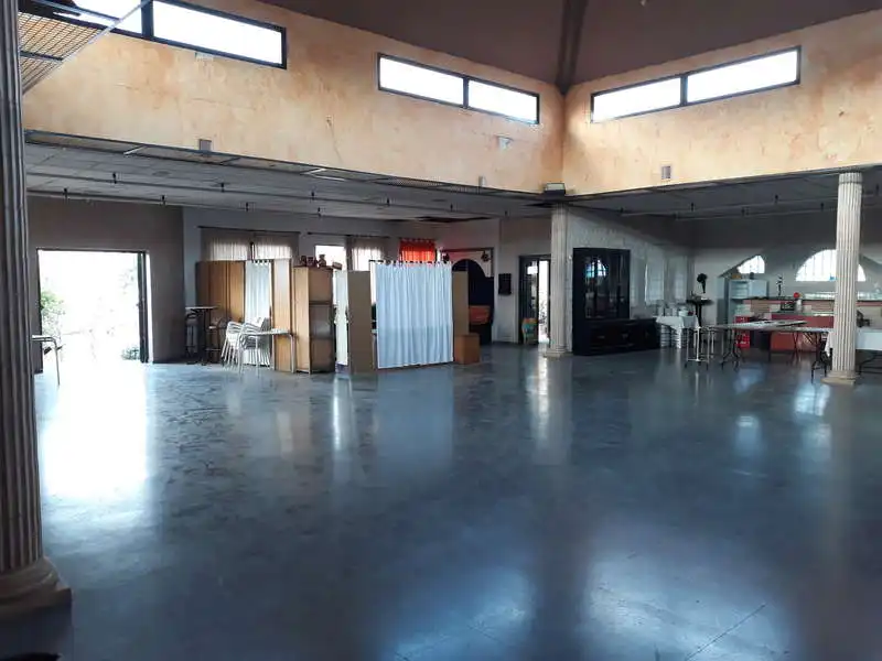 Buildings for sale in Baños de la Encina