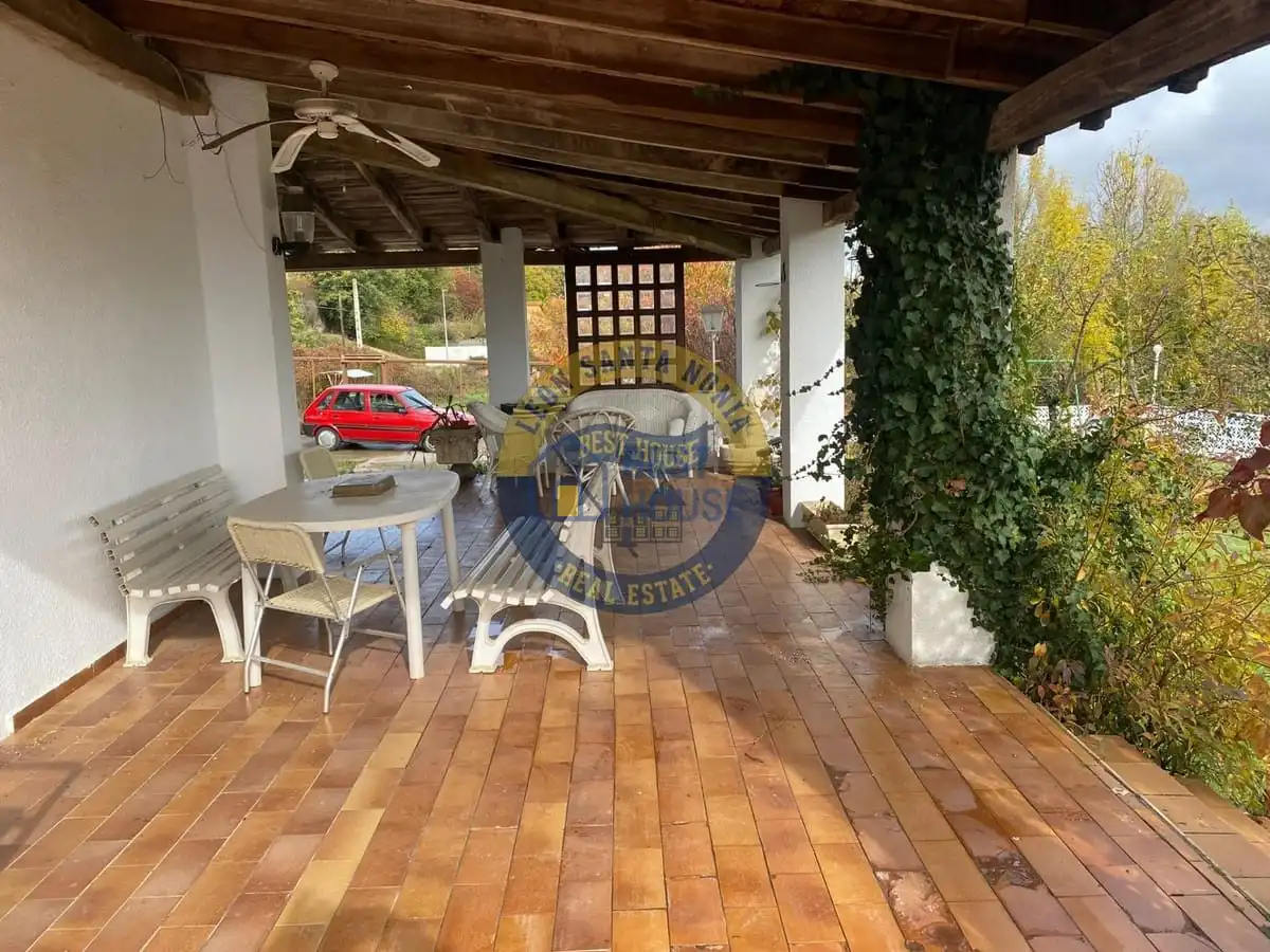 Terraza de Casa o chalet en venta en Garrafe de Torío con Calefacción, Jardín privado y Parquet