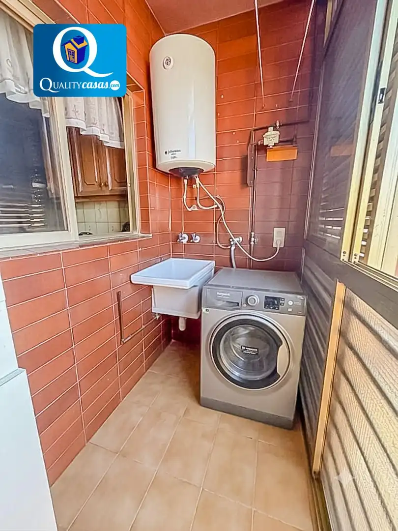 Bany de Apartament en venda en Elche / Elx amb Aire condicionat, Calefacció i Terrassa