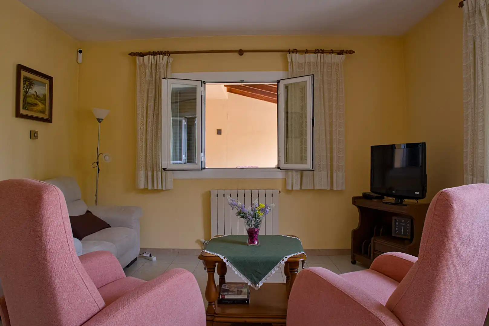 Casa aparellada amb terrassa en venda a Carrer dels Sestadors, imagen 4