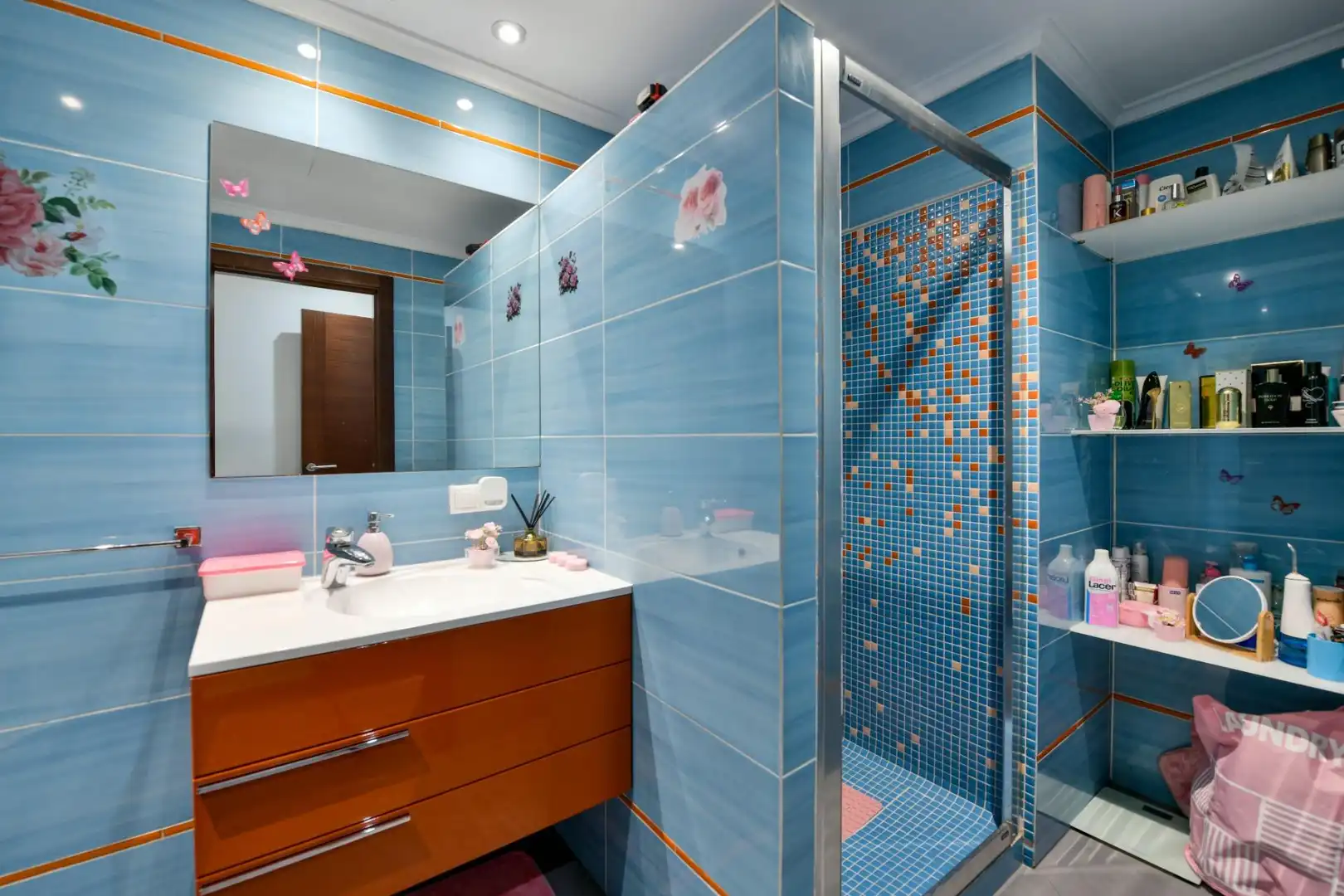 Baño de Piso en venta en Campos con Aire acondicionado, Terraza y Amueblado