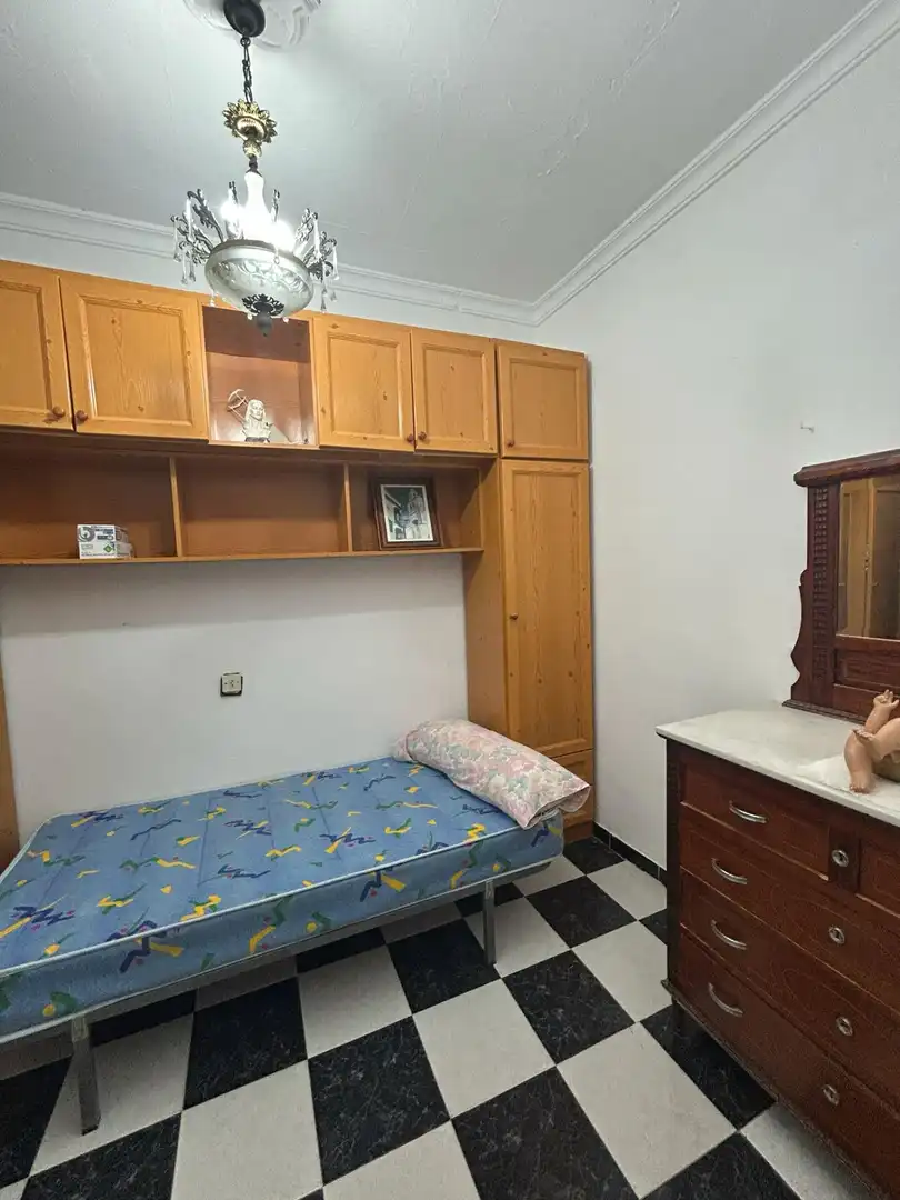 Bedroom of Houses for sale in Utrera