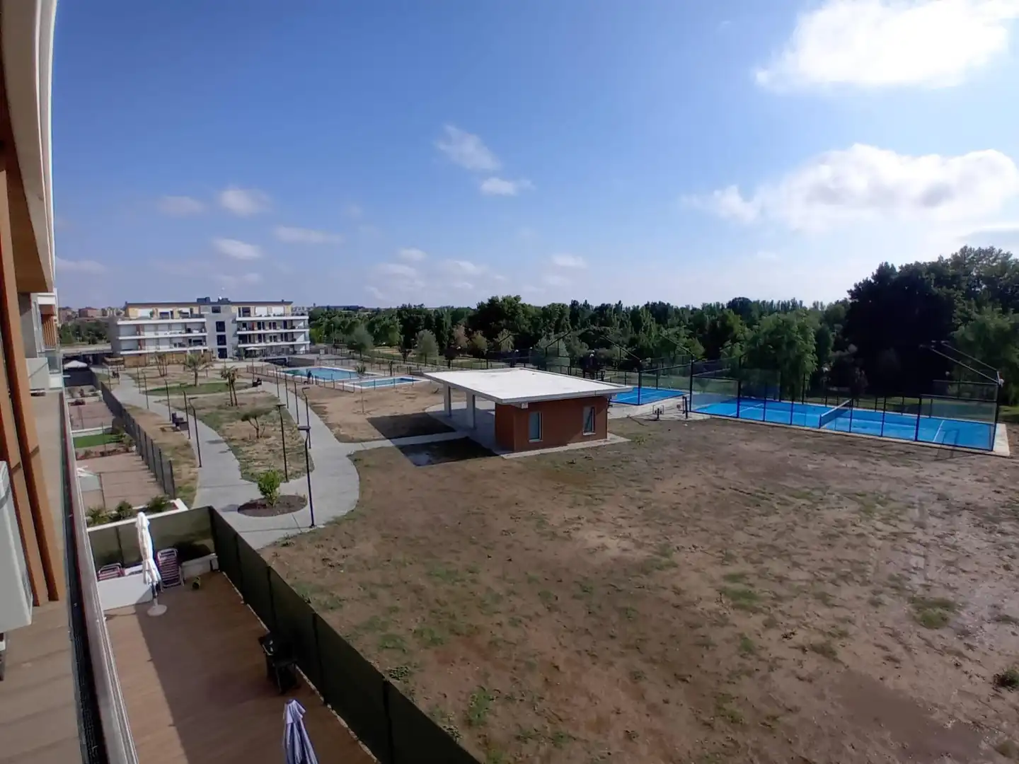 Piscina de Piso en venta en Santa Marta de Tormes con Calefacción, Terraza y Trastero