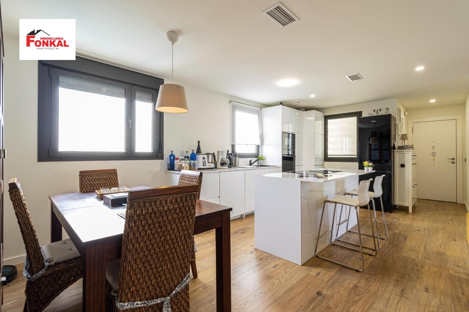 Cuina de Pis en venda en Jerez de la Frontera amb Aire condicionat, Terrassa i Balcó