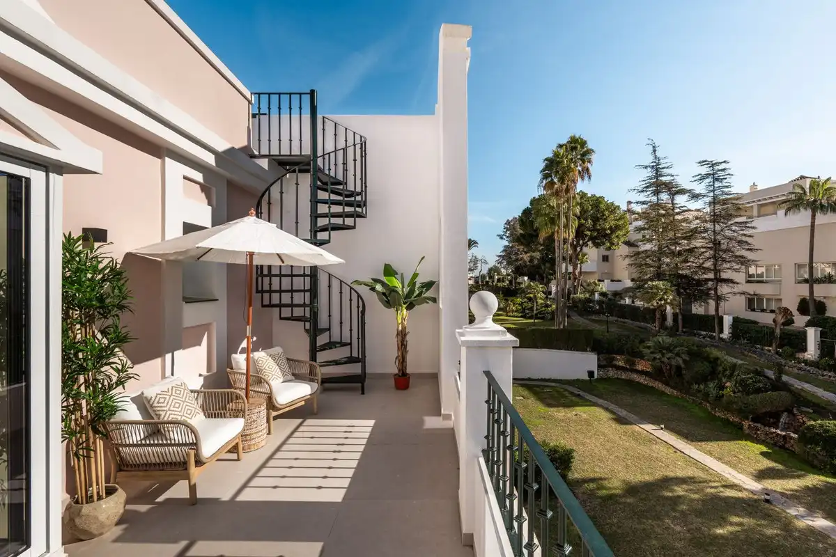 Dúplex con piscina en venta en Nueva Andalucía, imagen 11