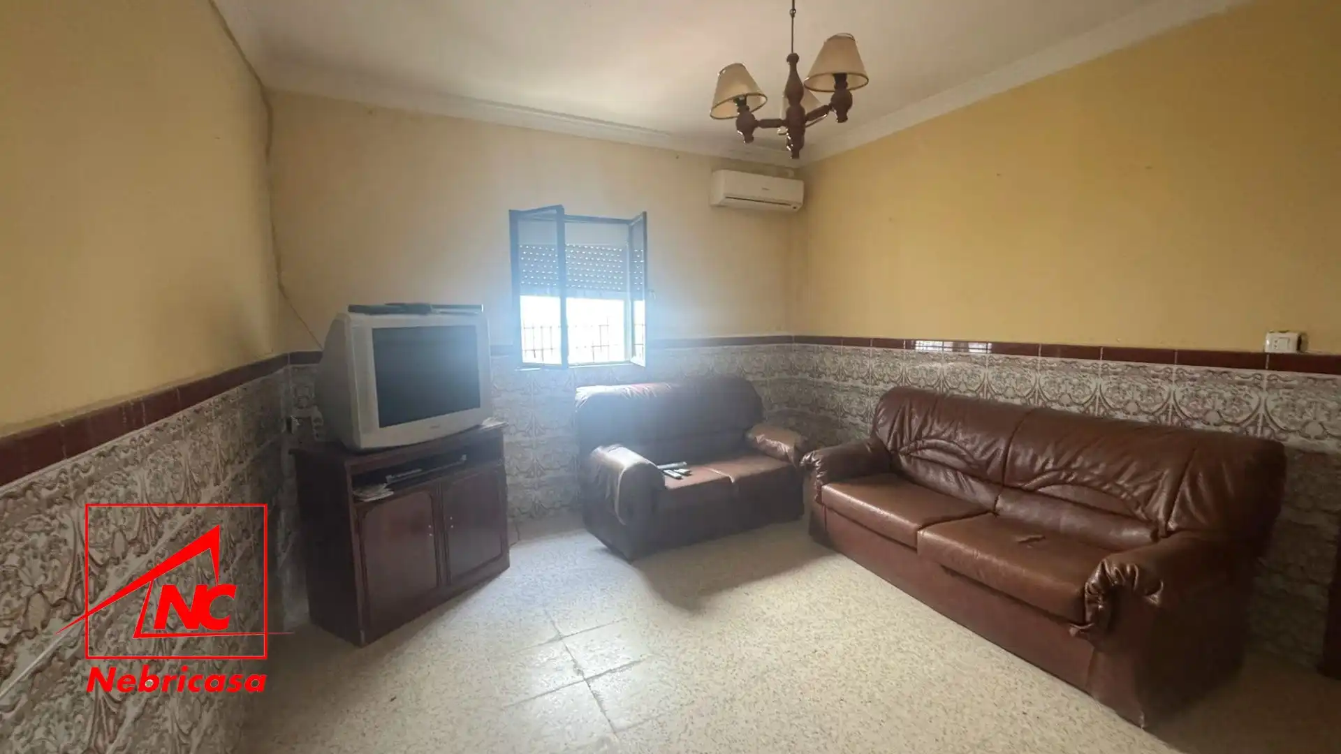 Living room of Houses for sale in El Cuervo de Sevilla  with Private garden