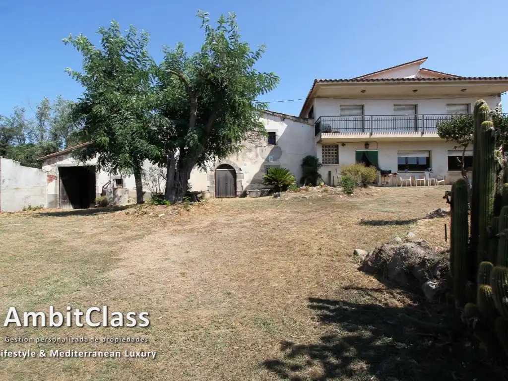 Vista exterior de Finca rústica en venda en Sant Pere de Vilamajor amb Calefacció i Internet