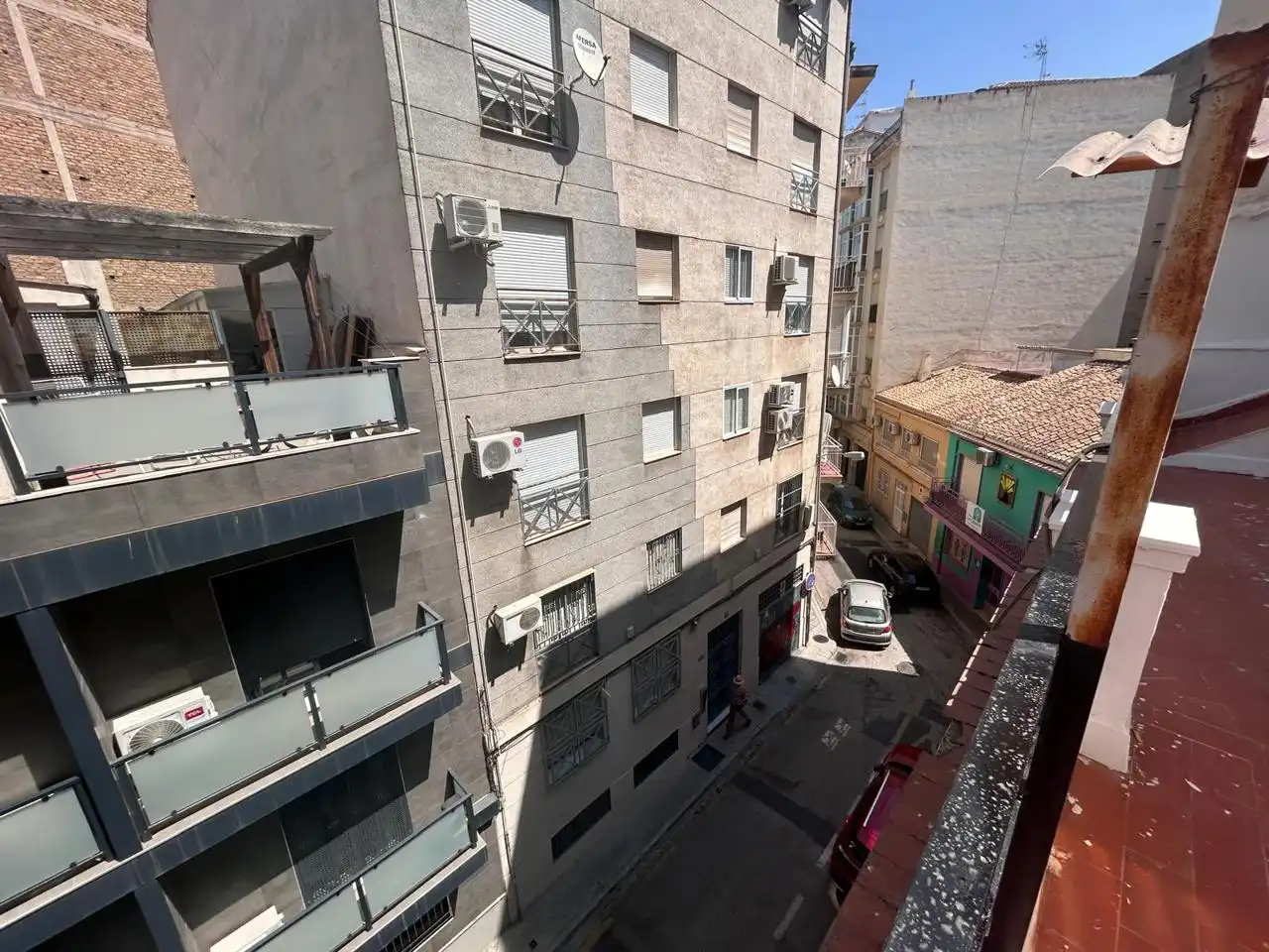 Vista exterior de Àtic de lloguer en Granada