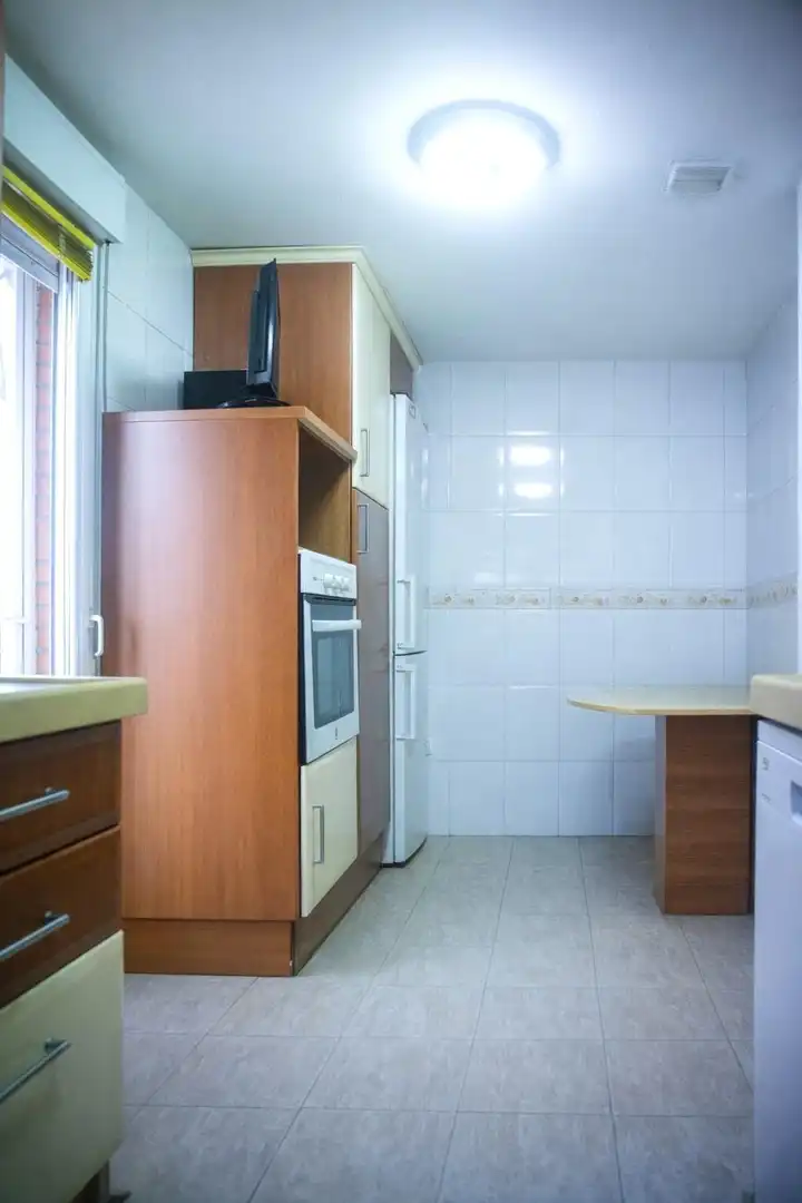 Cocina de Casa adosada en venta en Rivas-Vaciamadrid con Aire acondicionado, Calefacción y Jardín privado