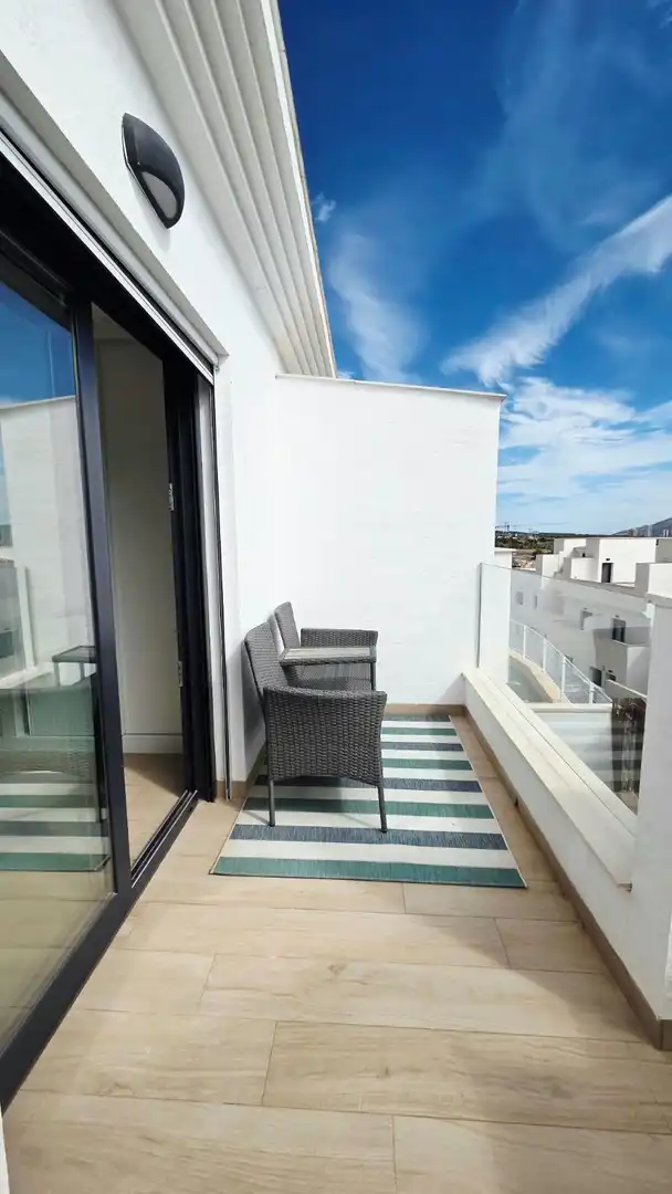 Terrasse von Haus oder Chalet zum Verkauf in Finestrat mit Klimaanlage, Privatgarten und Terrasse