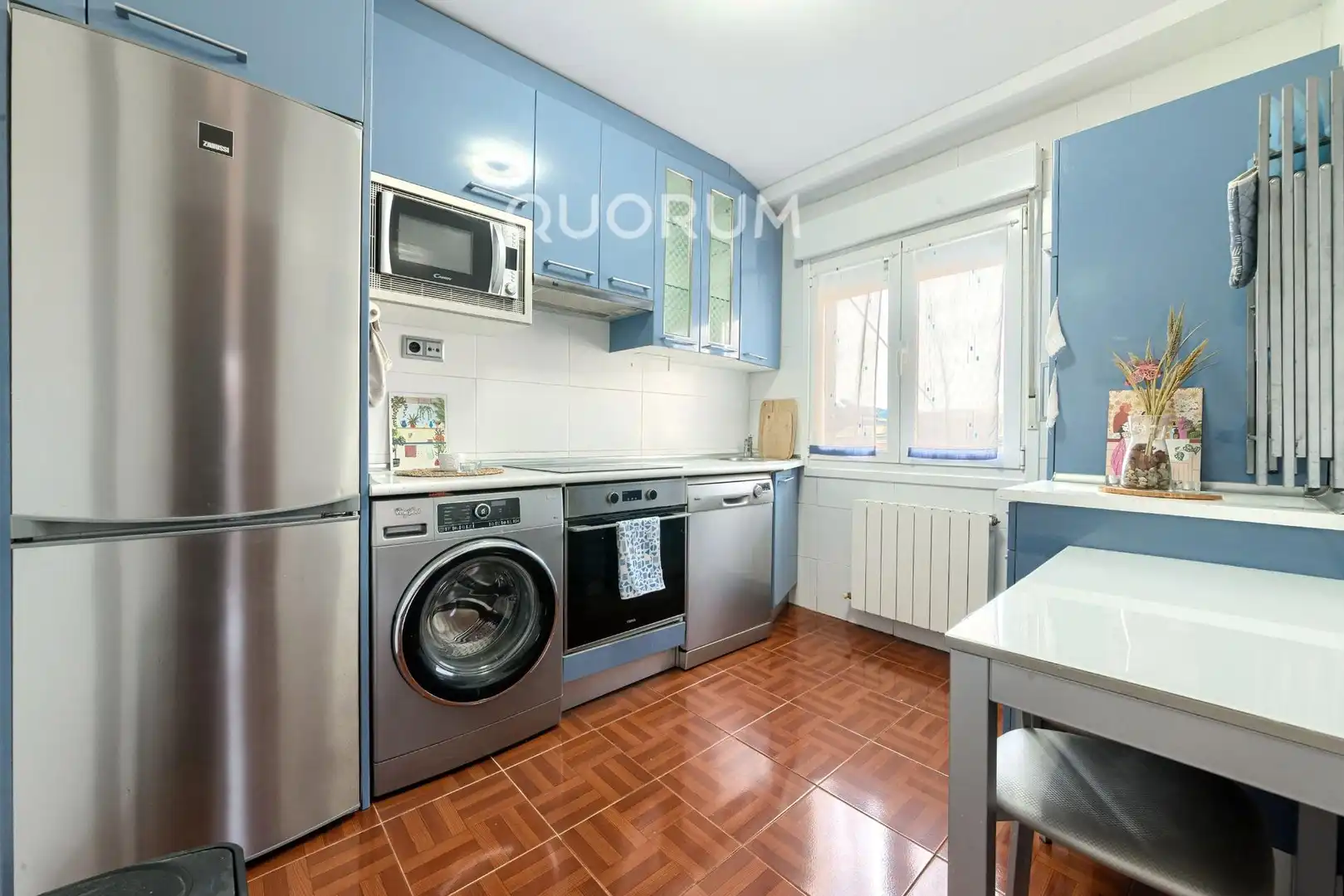Cocina de Piso en venta en Barakaldo  con Calefacción, Terraza y Amueblado