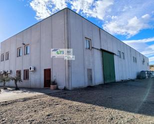 Vista exterior de Nau industrial en venda en Fuentes de Ebro