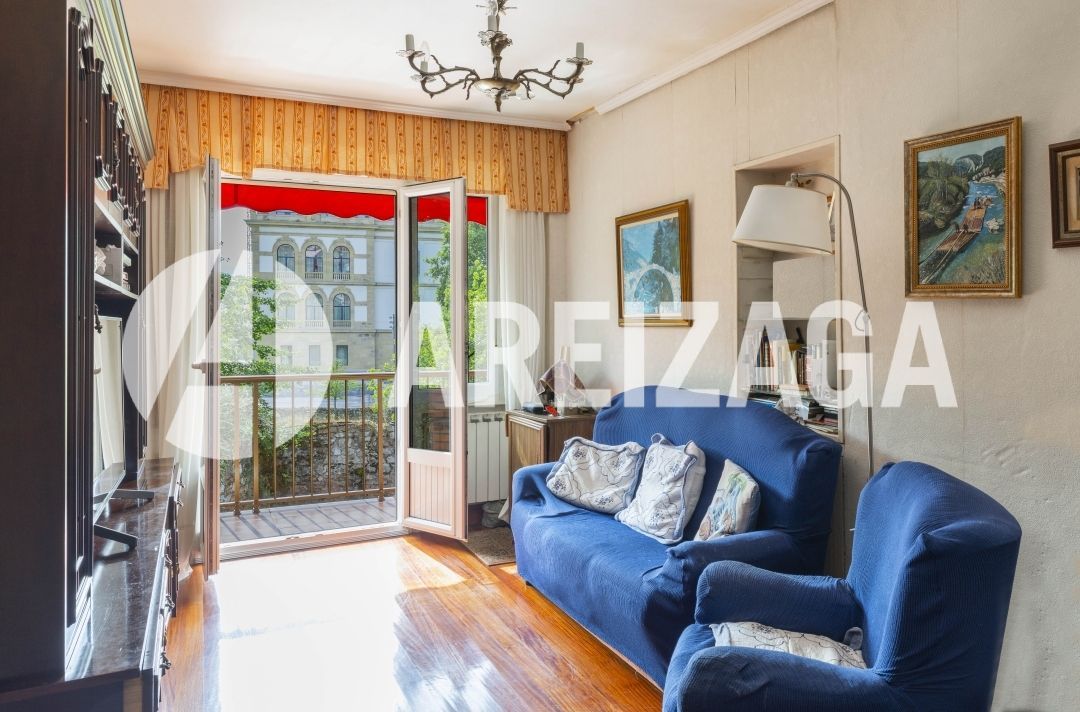 Bedroom of Flat for sale in Donostia - San Sebastián   with Heating, Terrace and Balcony