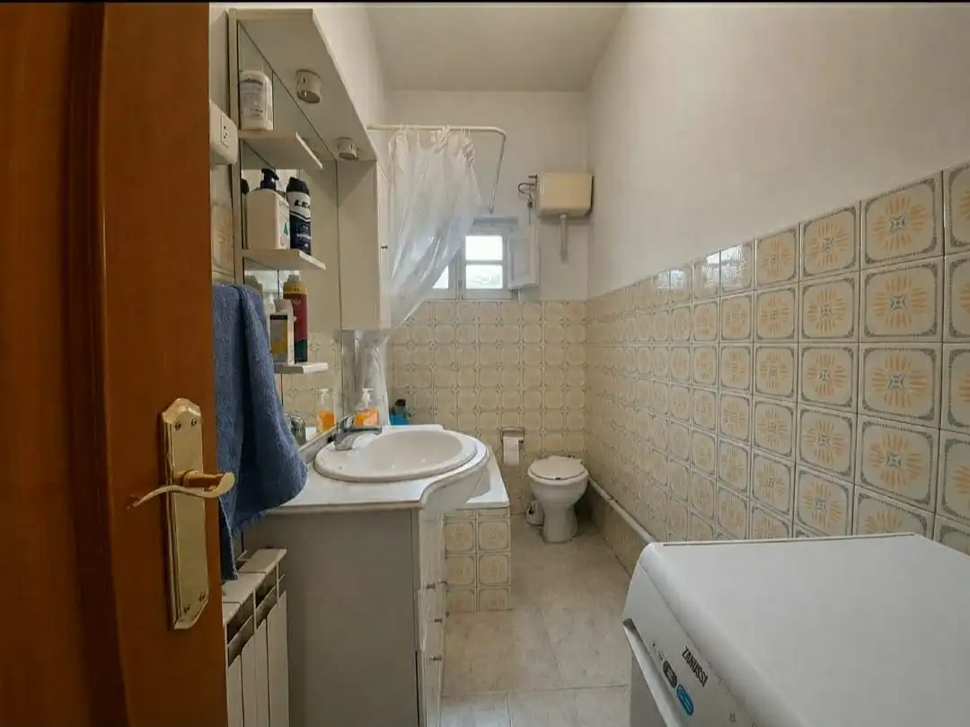 Bany de Casa o xalet en venda en Ponferrada amb Jardí privat, Traster i Moblat
