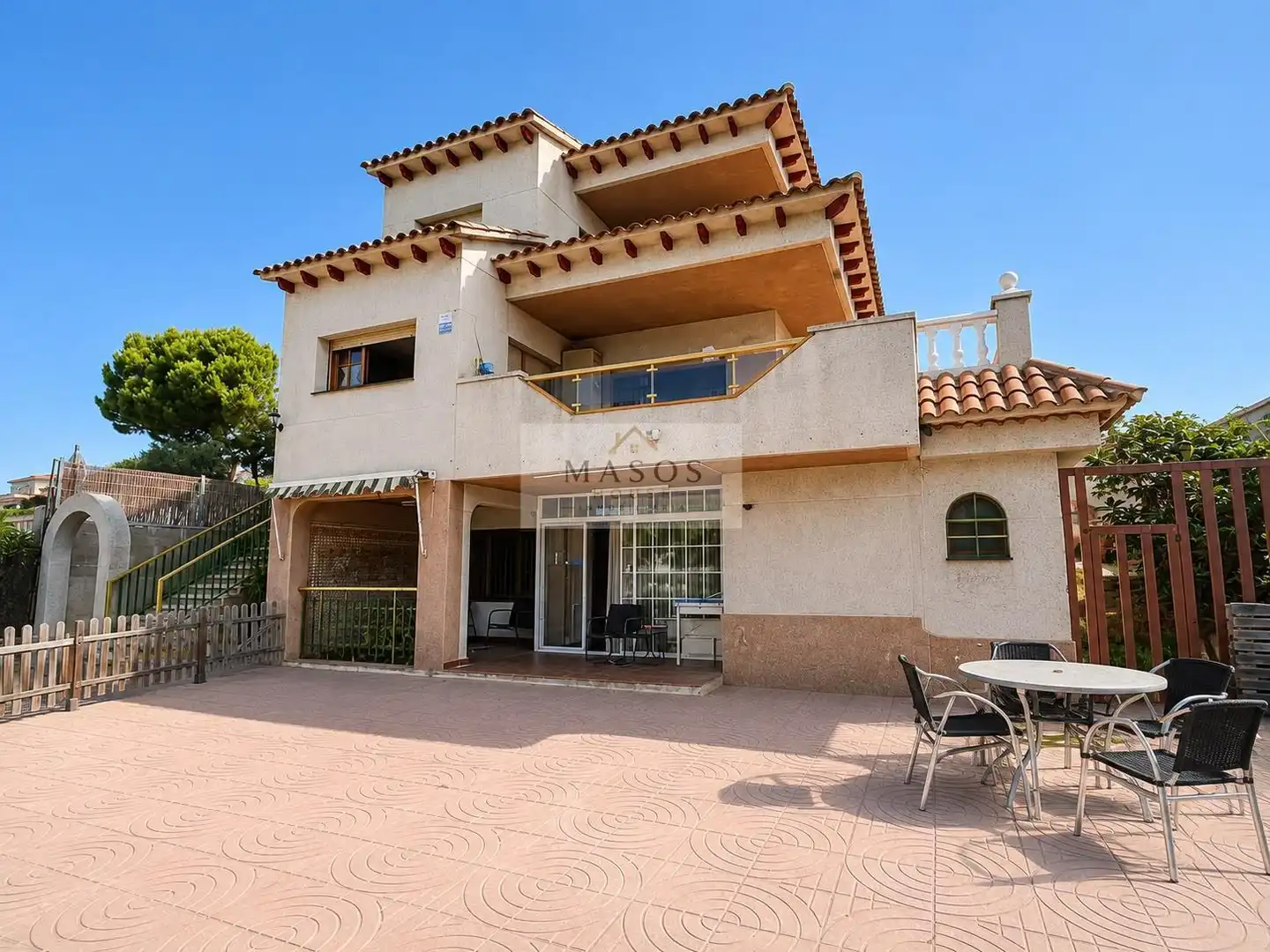 Exterior view of Houses for sale in Cunit  with Heating and Terrace