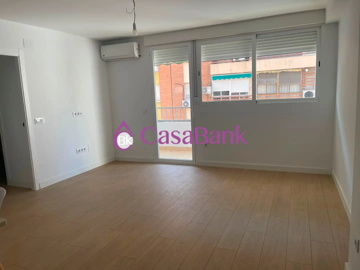 Wohnung zum Verkauf in Córdoba mit Klimaanlage und Terrasse