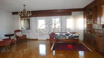 Living room of Flat for sale in Alcalá de Henares  with Air Conditioner, Heating and Parquet flooring