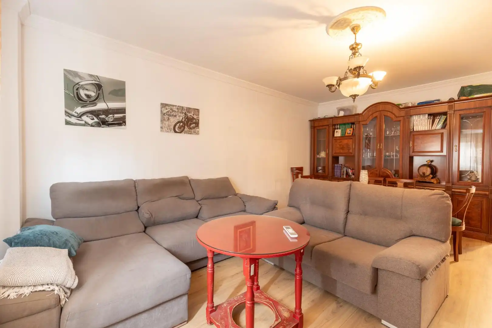 Sala d'estar de Casa o xalet en venda en Iznalloz