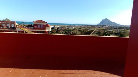 Foto 4 de Apartamento en venta en Calle Alcanada, El Zabal - Santa Margarita, La Línea de la Concepción