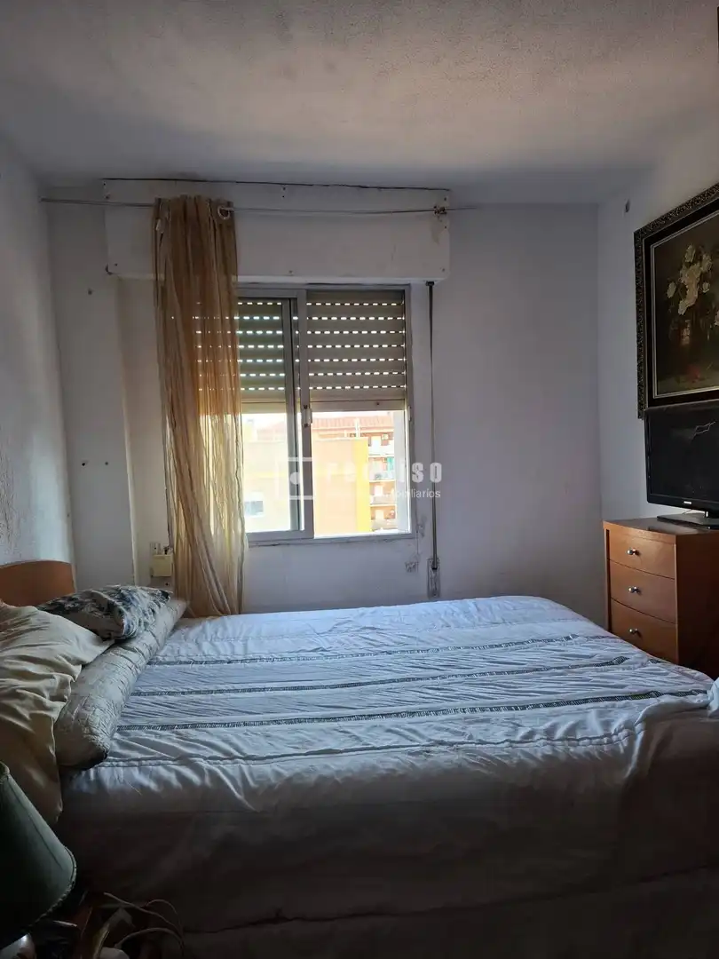 Habitación de Piso en venta en Móstoles con Calefacción, Terraza y Amueblado
