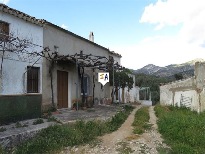 Country house for sale in Fuensanta de Martos