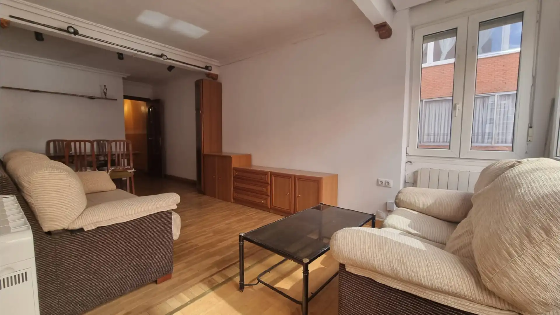 Living room of Flat for rent in Palencia  with Heating, Terrace and Furnished