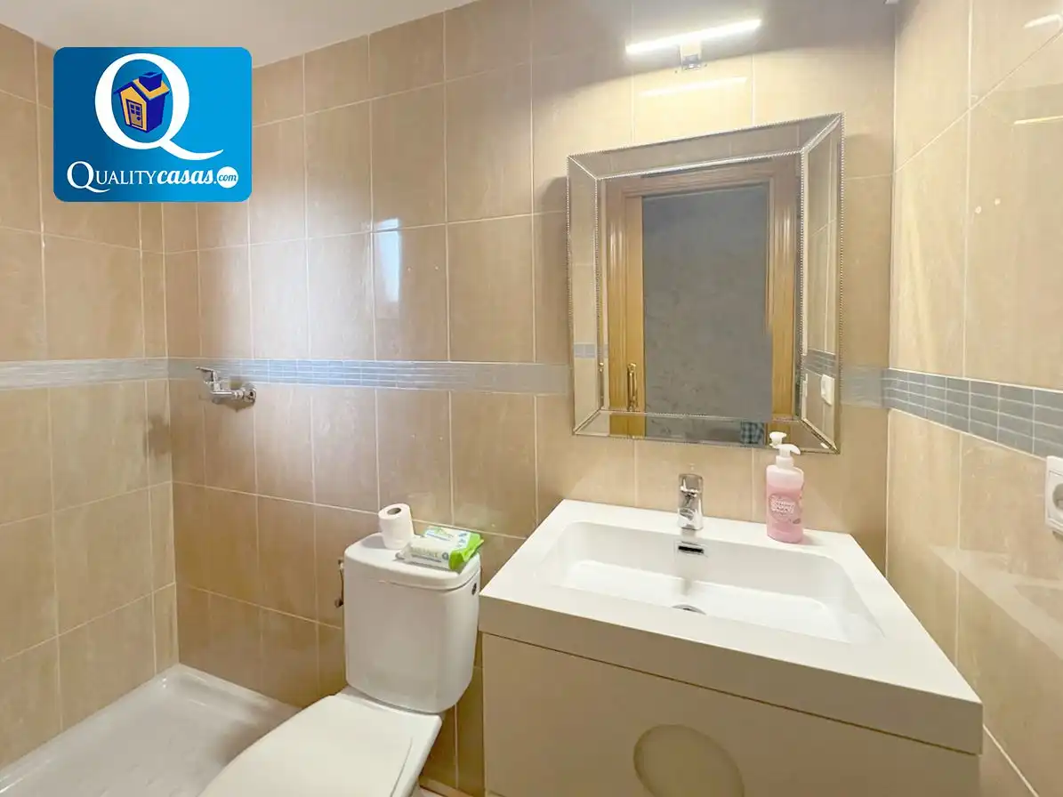 Baño de Casa o chalet en venta en San Vicente del Raspeig / Sant Vicent del Raspeig con Aire acondicionado, Calefacción y Terraza