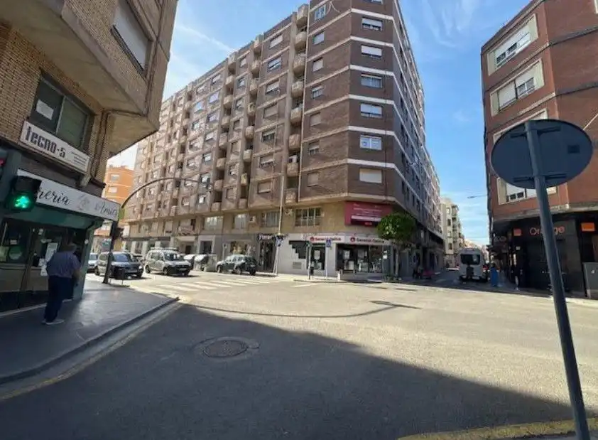 Flat for sale in Ceramista Abad