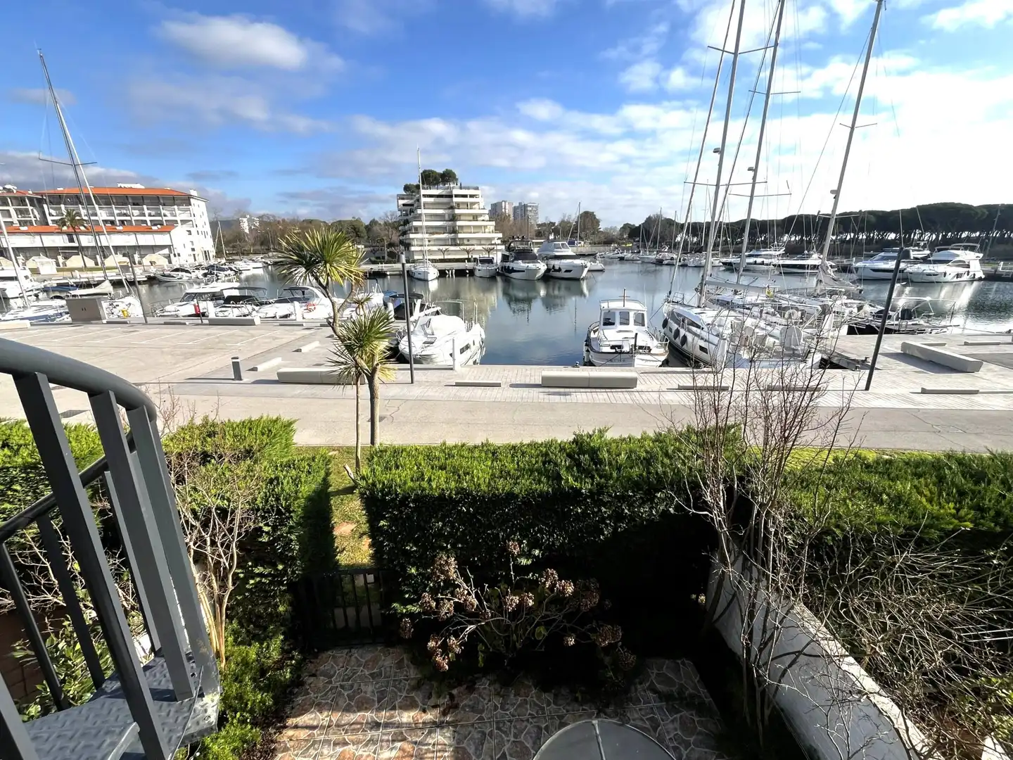 Außenansicht von Einfamilien-Reihenhaus zum Verkauf in Castell d'Aro, Platja d'Aro i s'Agaró mit Klimaanlage, Terrasse und Schwimmbad