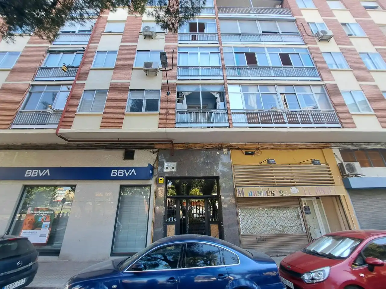 Vista exterior de Piso en venta en Zaragoza con Calefacción, Parquet y Terraza